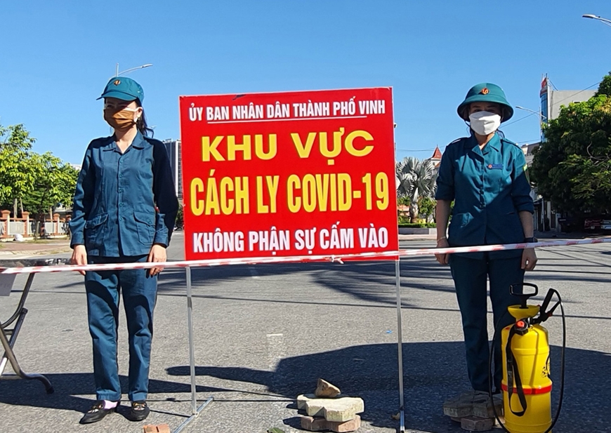 Đảng viên trẻ tiên phong trên tuyến đầu chống dịch